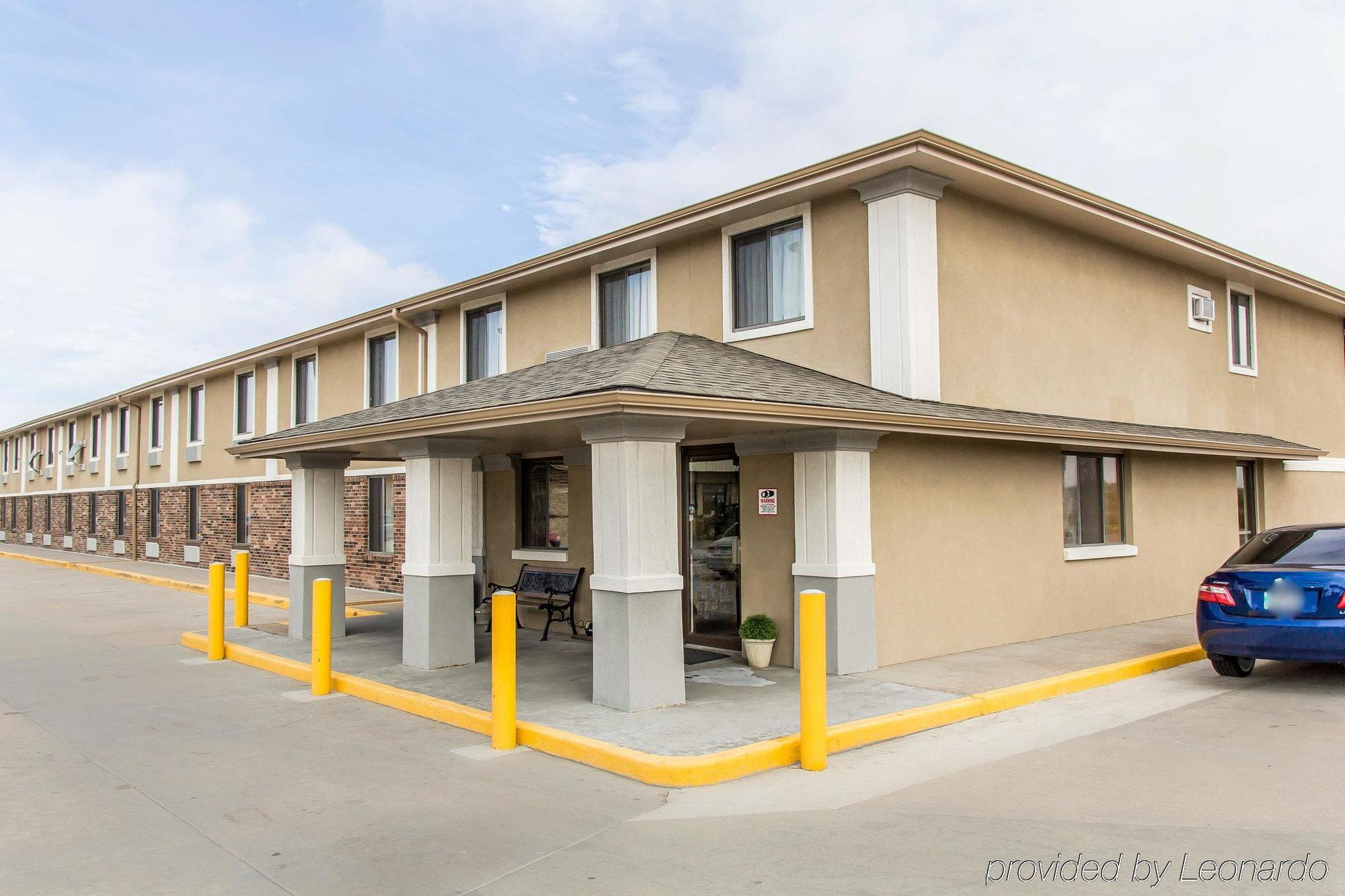 6 Limon, Co I 70 Hotel Limon